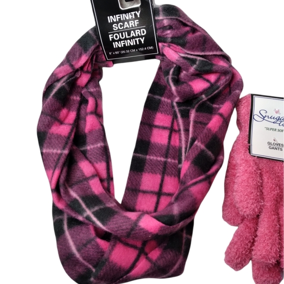 Checkered Plaid Pink Infinity Scarf and Gloves New - Picture 2 of 5